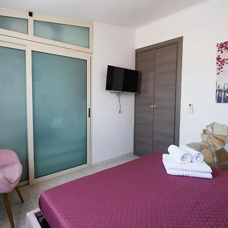 公寓 L'albero Di Beatrice 夸尔图-圣埃莱娜